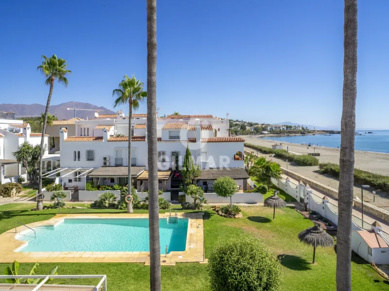 Semi-detached house in Casares - Málaga