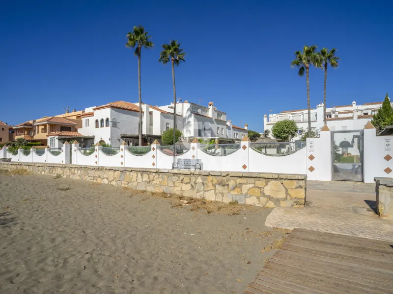 Semi-detached house in Casares - Málaga