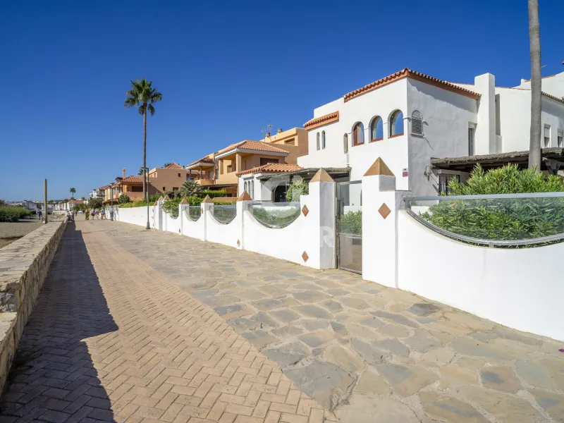 Semi-detached house in Casares - Málaga
