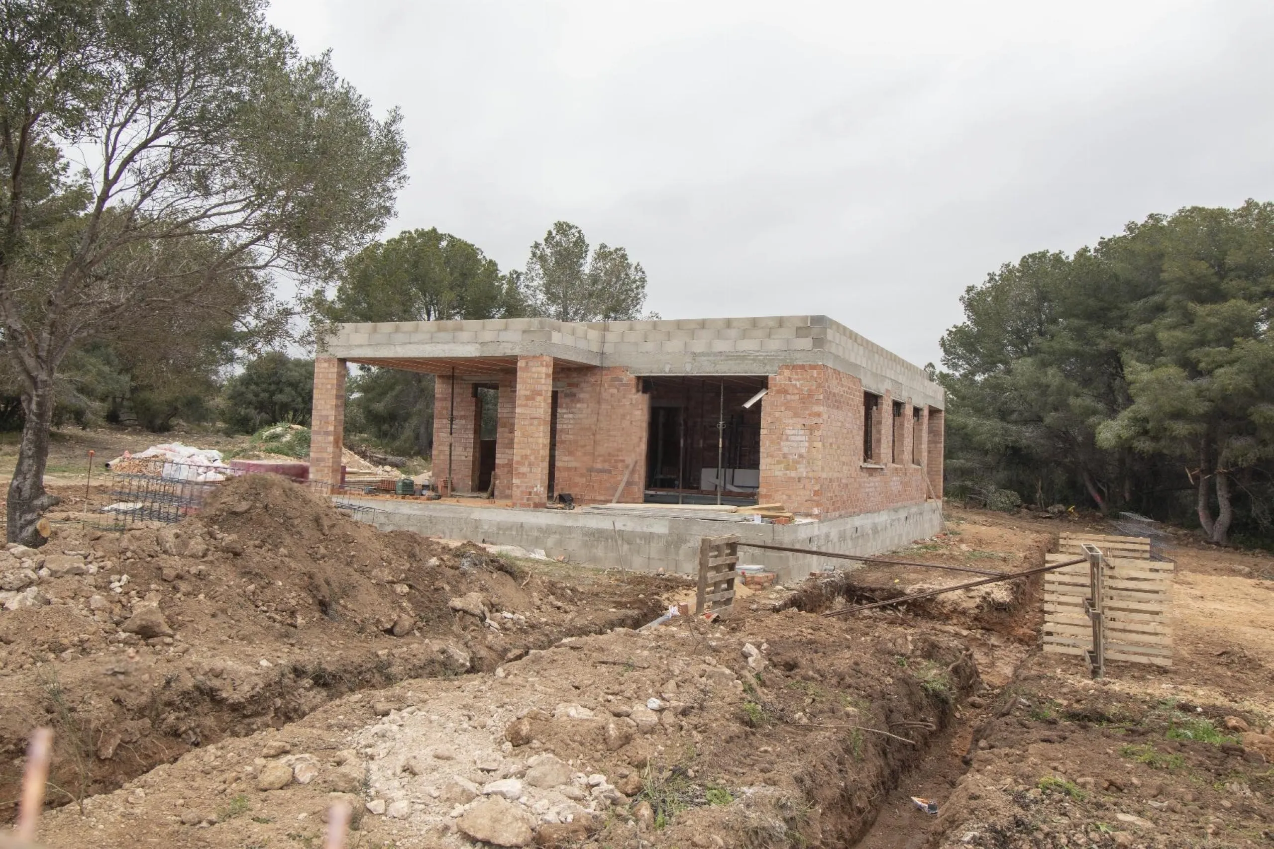 New-Build Homes in a Natural Setting Near the Sea in Coma-Ruga, Costa Dorada