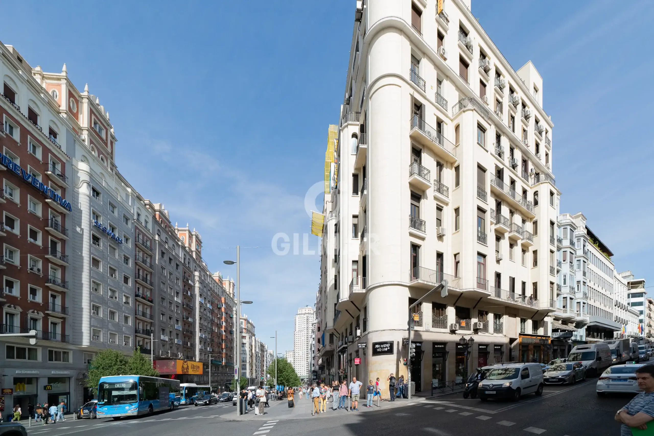 Piso en Universidad - Madrid