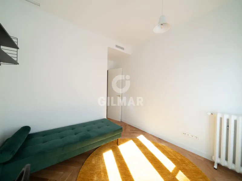 Piso en Universidad - Madrid