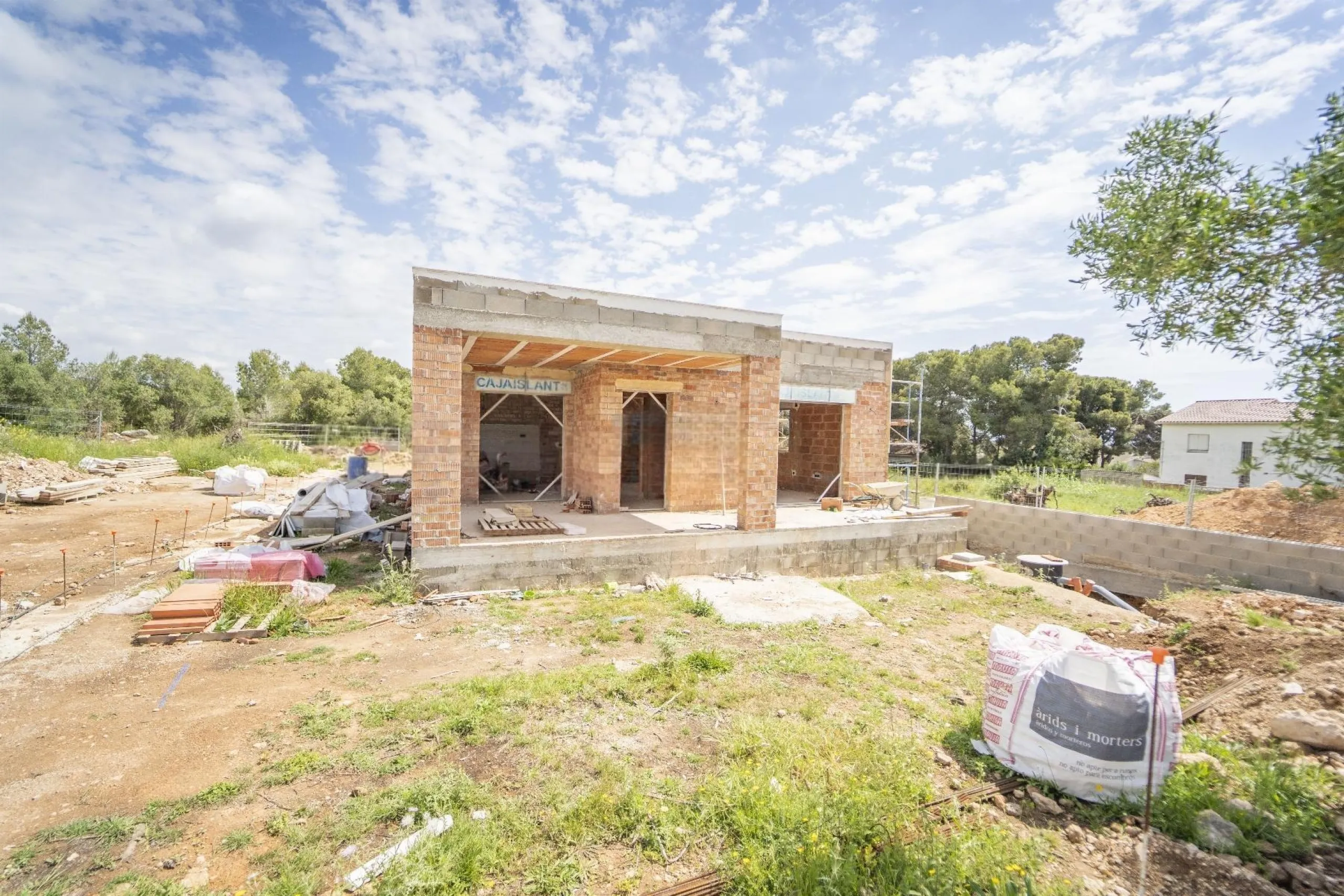 New-Build Homes in a Natural Setting Near the Sea in Coma-Ruga, Costa Dorada