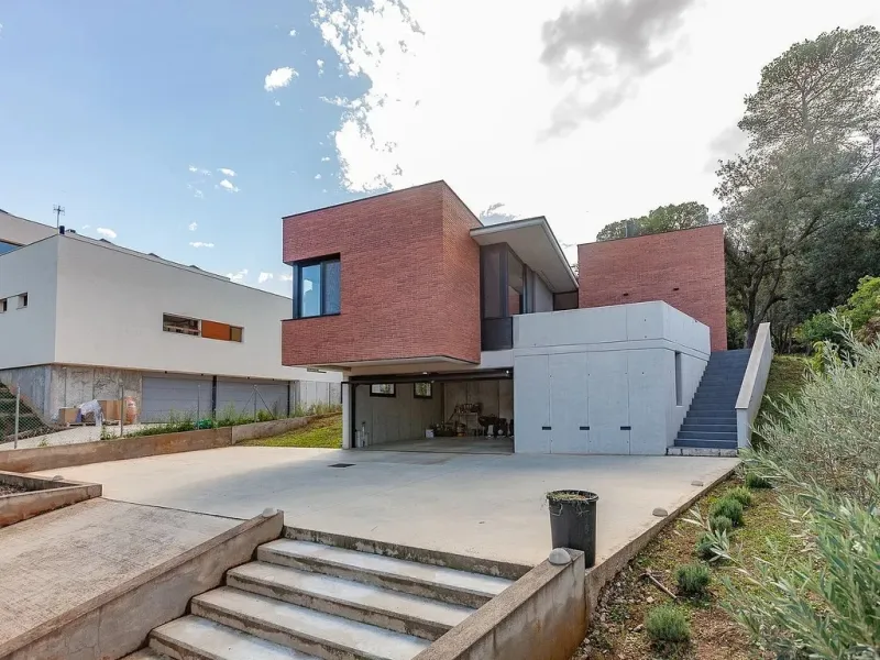 Elegante casa contemporánea con jardín en Valldoreix, Barcelona