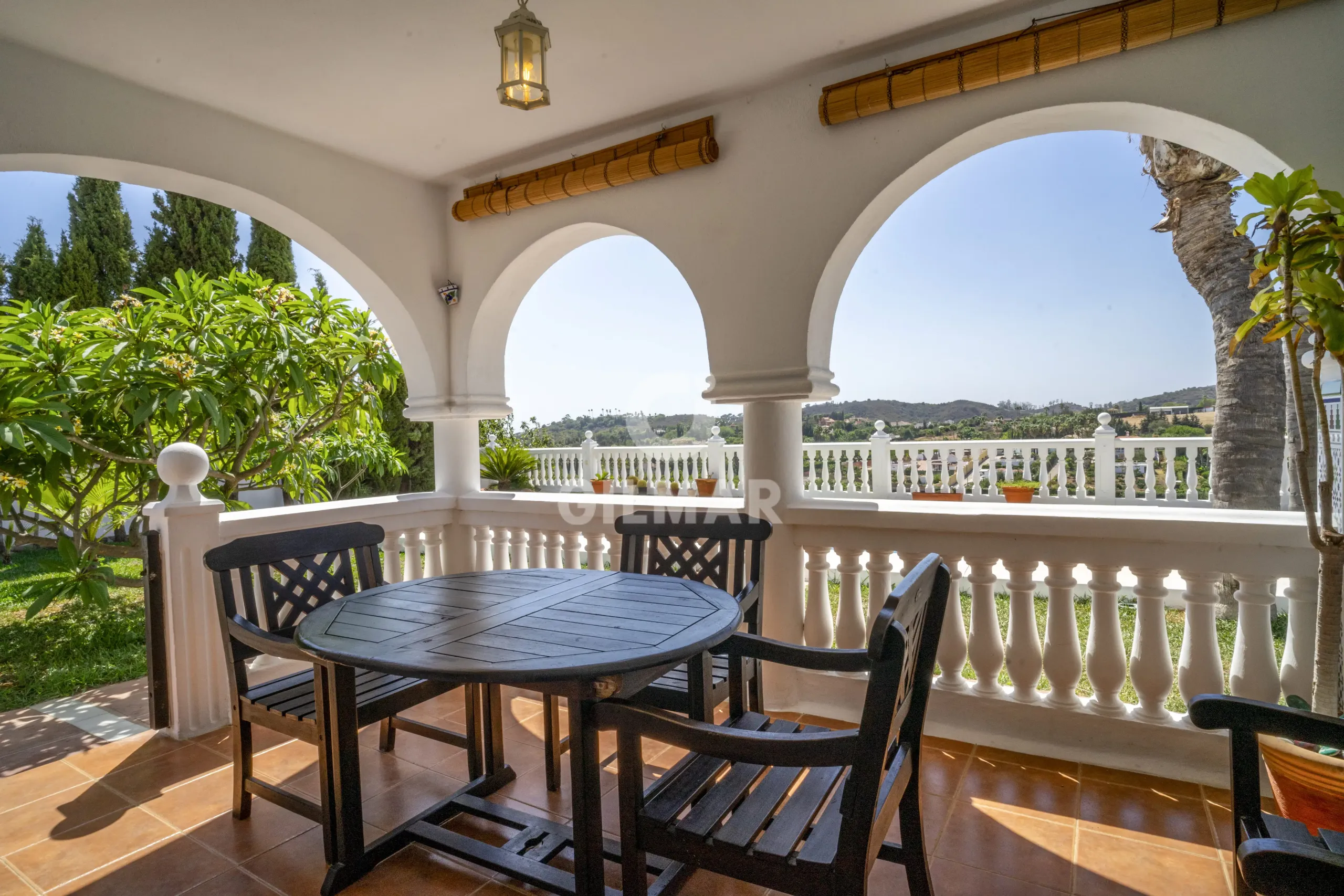 Chalet Independiente en Estepona Este - Málaga