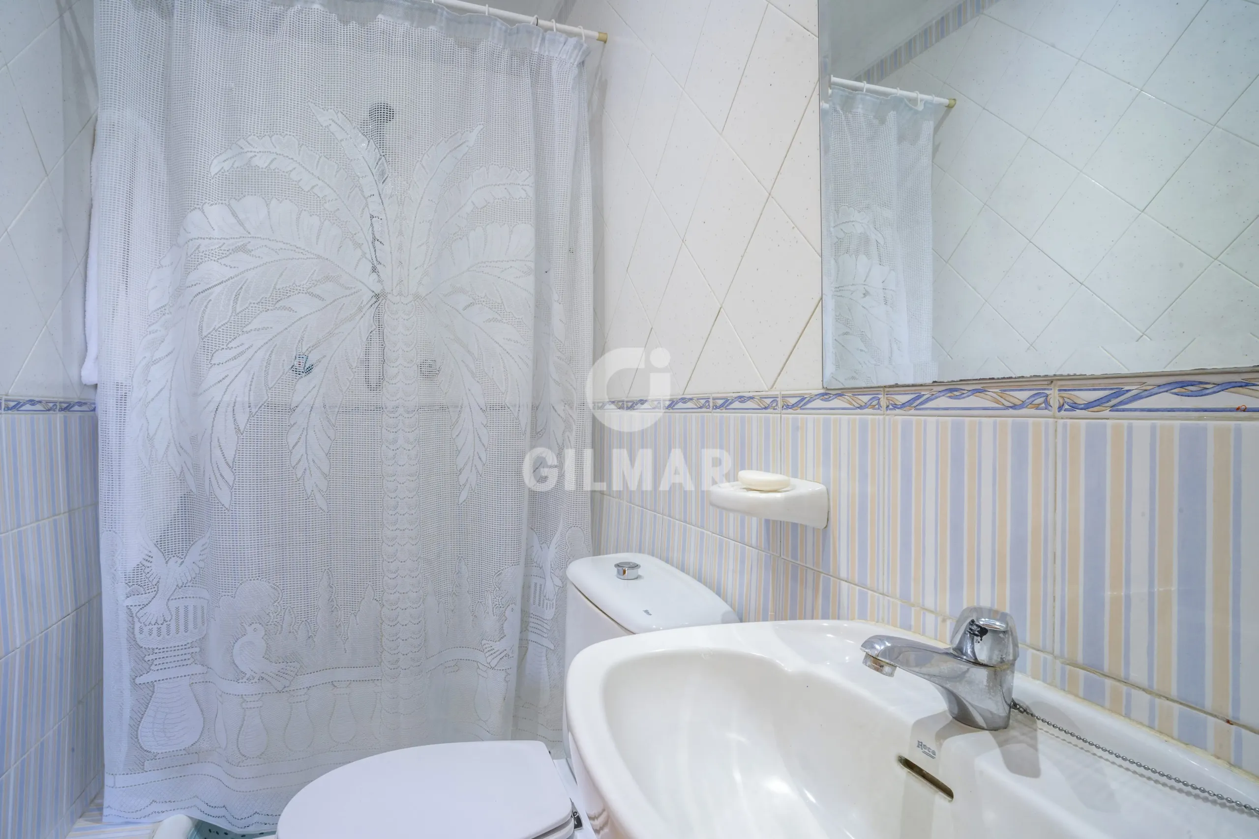 Chalet Independiente en Estepona Este - Málaga