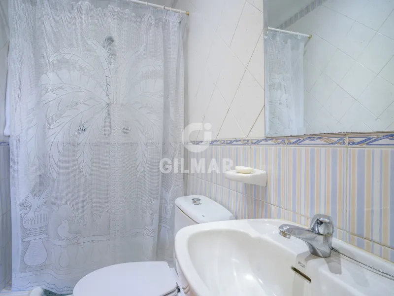 Chalet Independiente en Estepona Este - Málaga