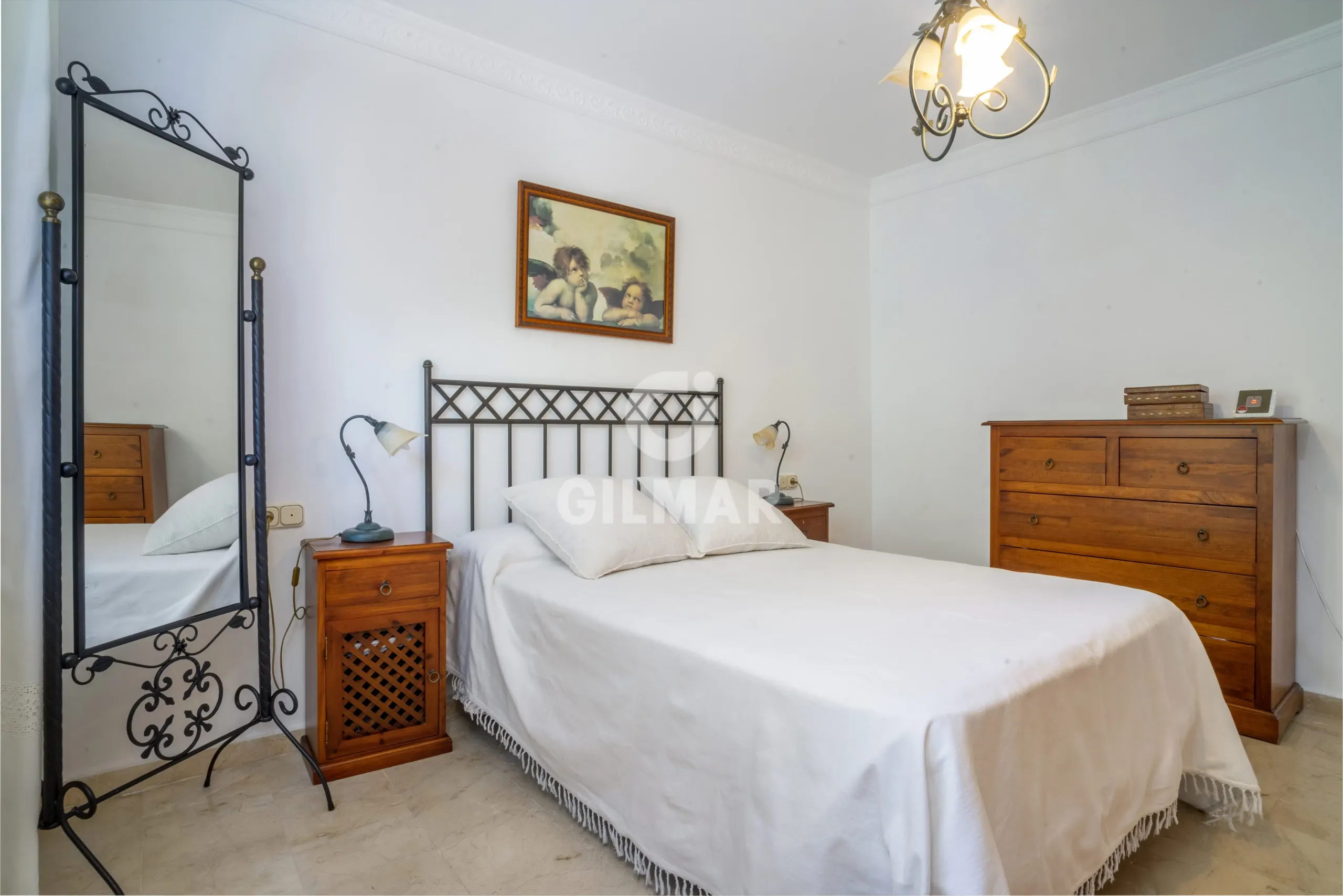 Chalet Independiente en Estepona Este - Málaga