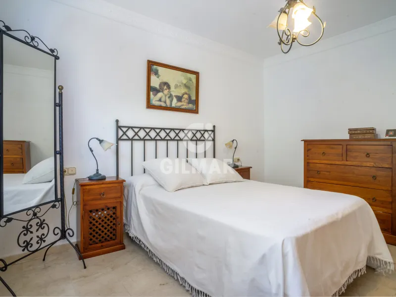Chalet Independiente en Estepona Este - Málaga