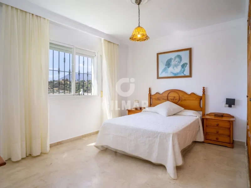 Chalet Independiente en Estepona Este - Málaga