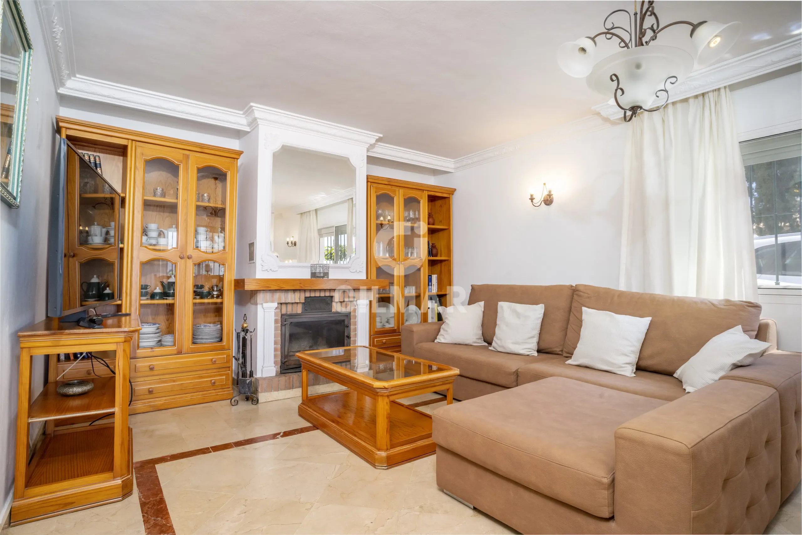Chalet Independiente en Estepona Este - Málaga