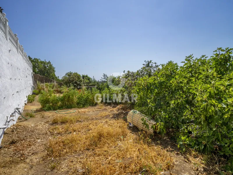 Chalet Independiente en Estepona Este - Málaga