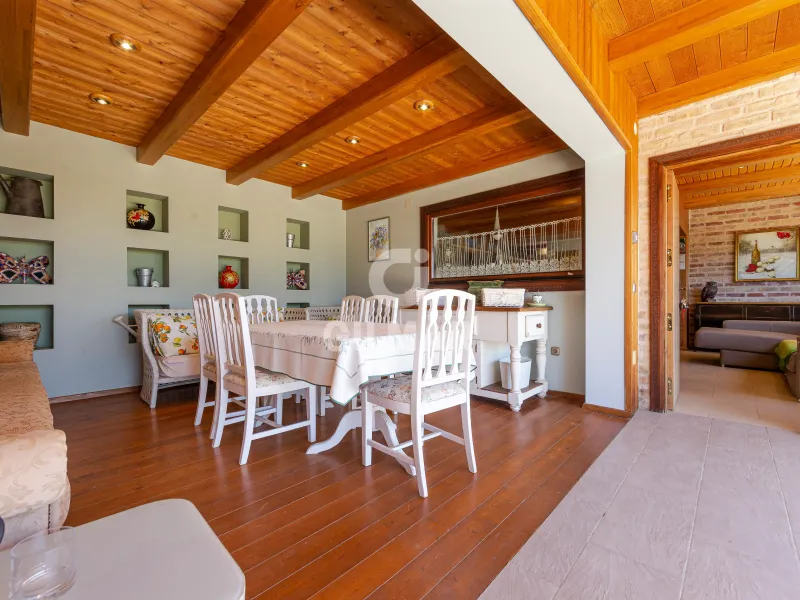 Chalet Independiente en Benahavís - Málaga
