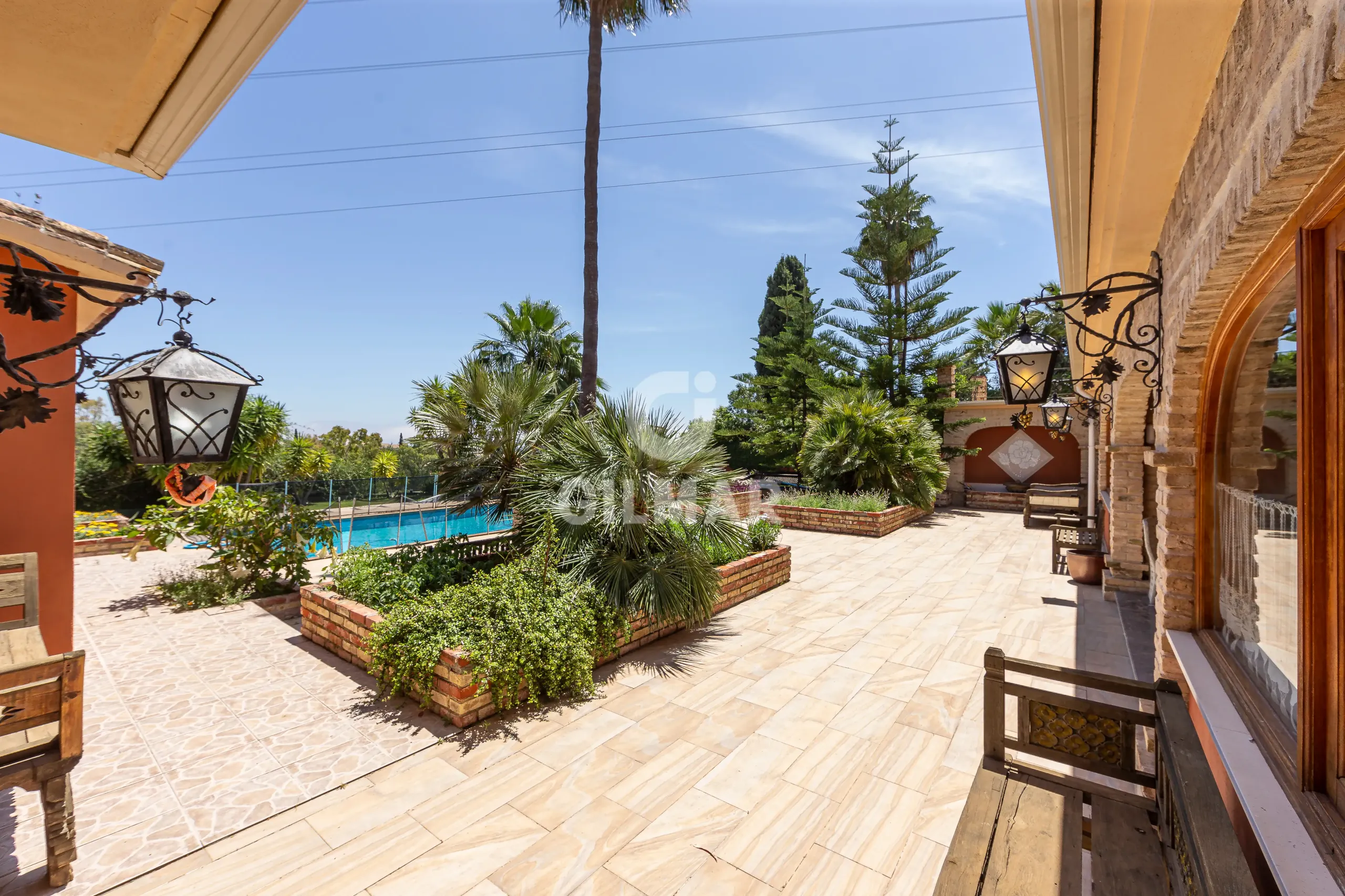 Chalet Independiente en Benahavís - Málaga