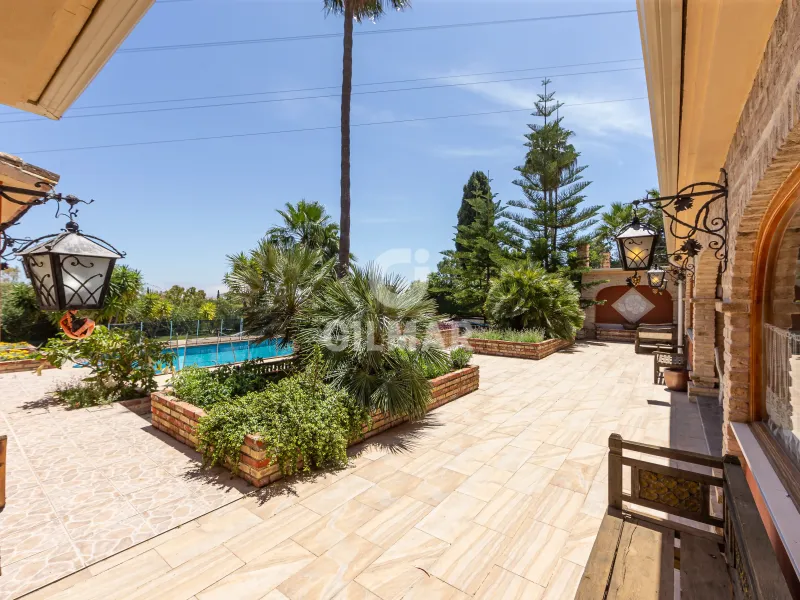 Chalet Independiente en Benahavís - Málaga