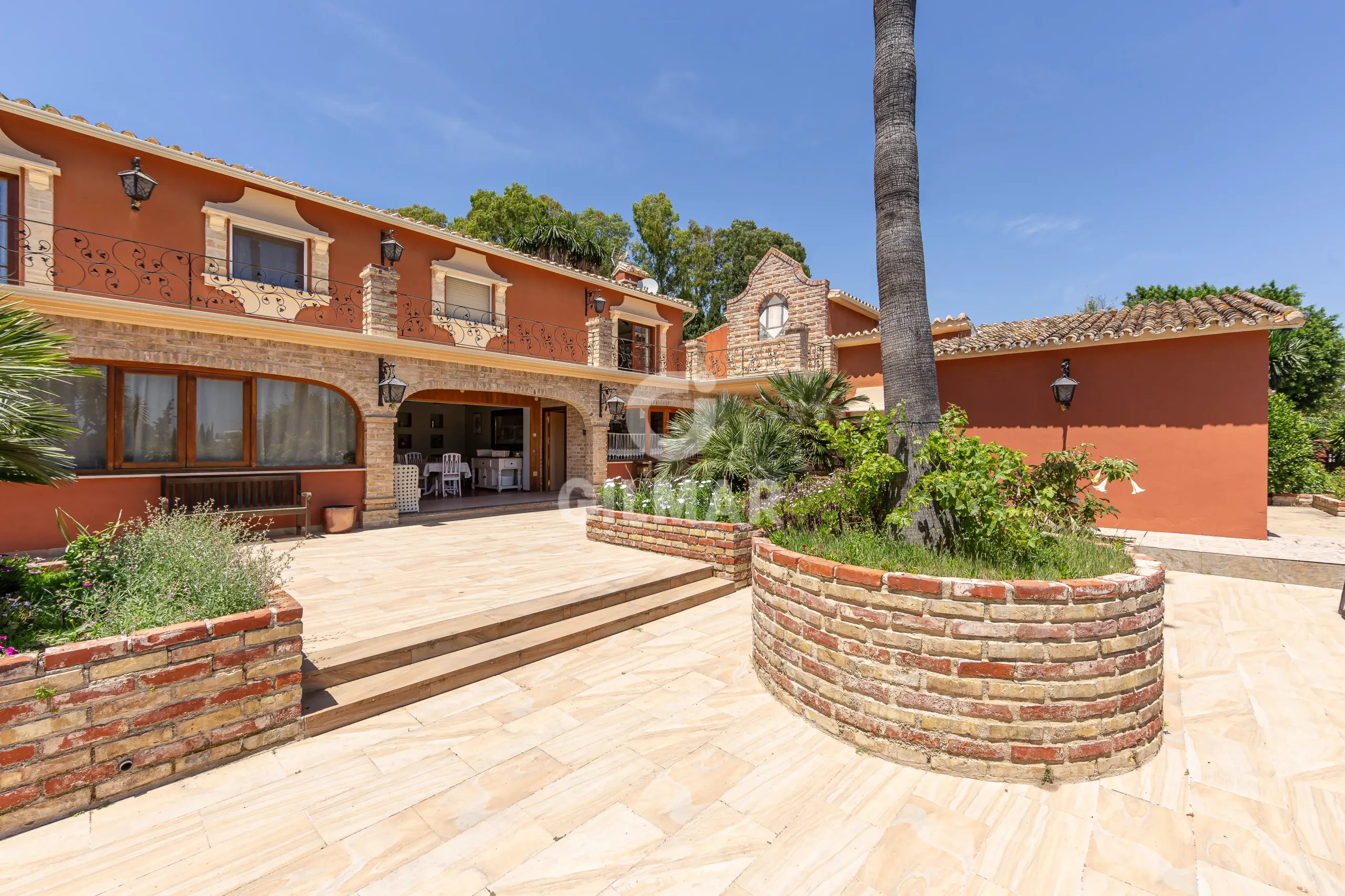 Chalet Independiente en Benahavís - Málaga
