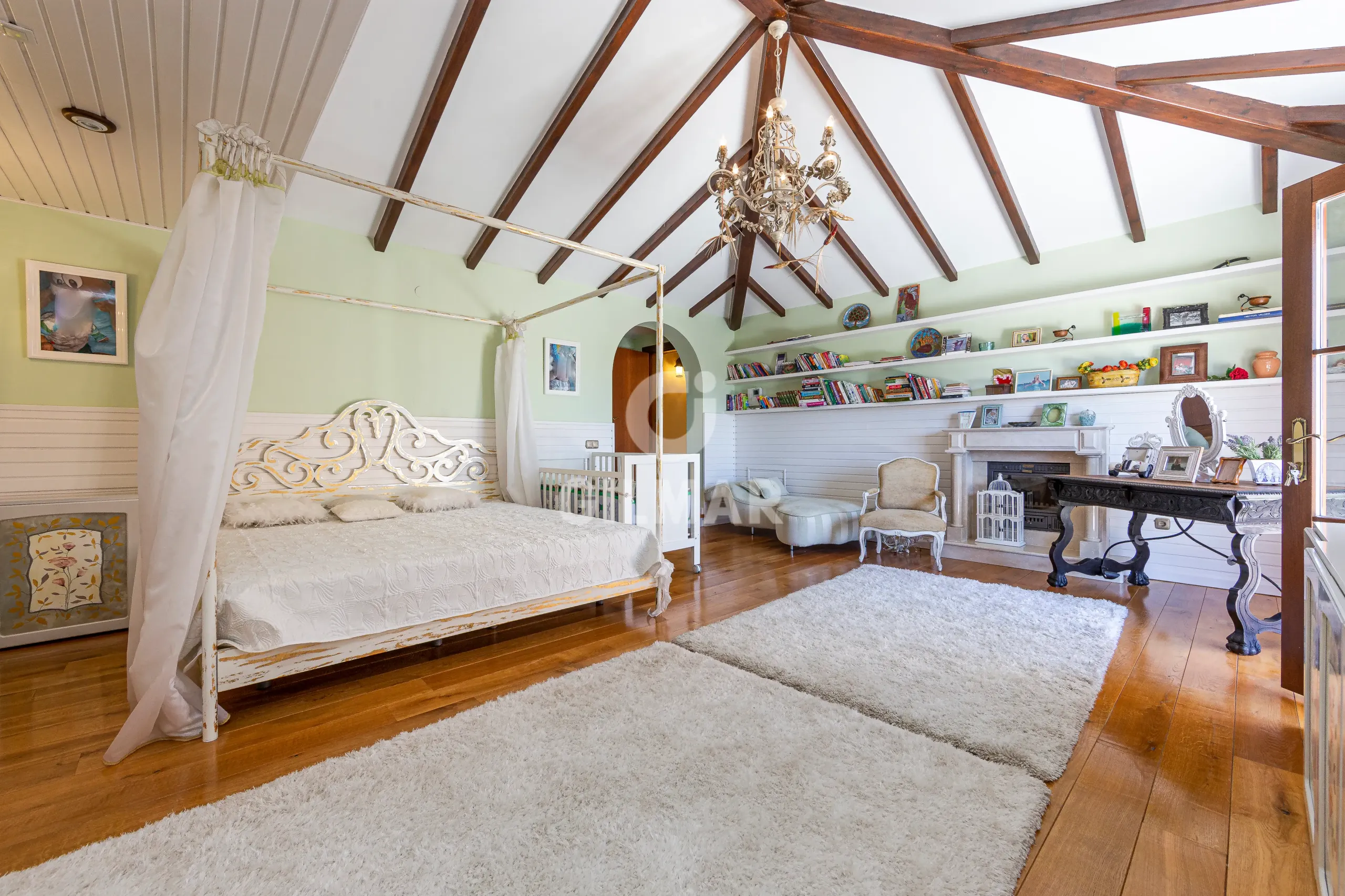 Chalet Independiente en Benahavís - Málaga