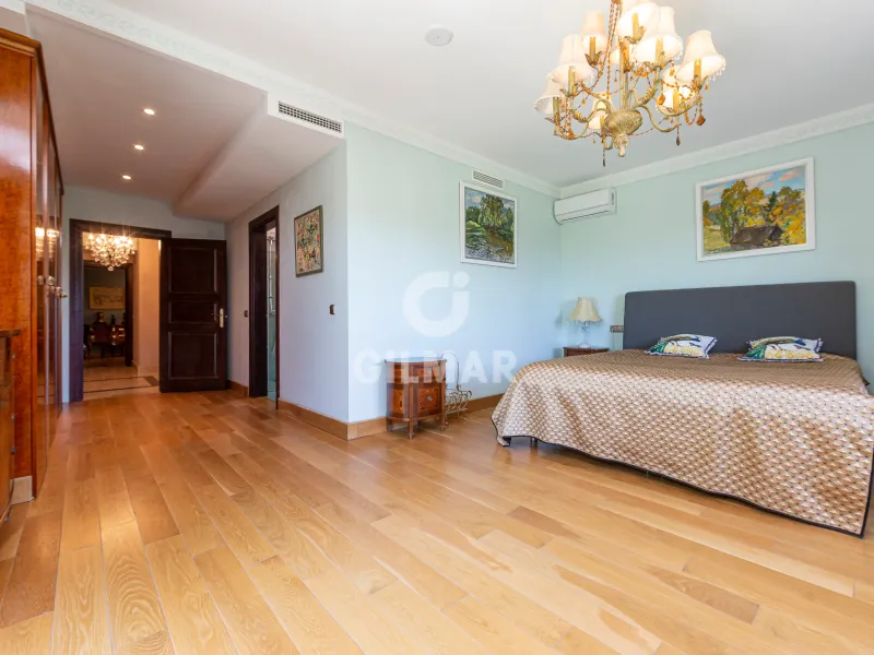 Chalet Independiente en Benahavís - Málaga