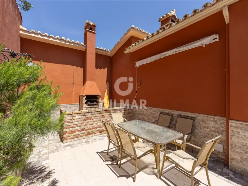 Chalet Independiente en Benahavís - Málaga