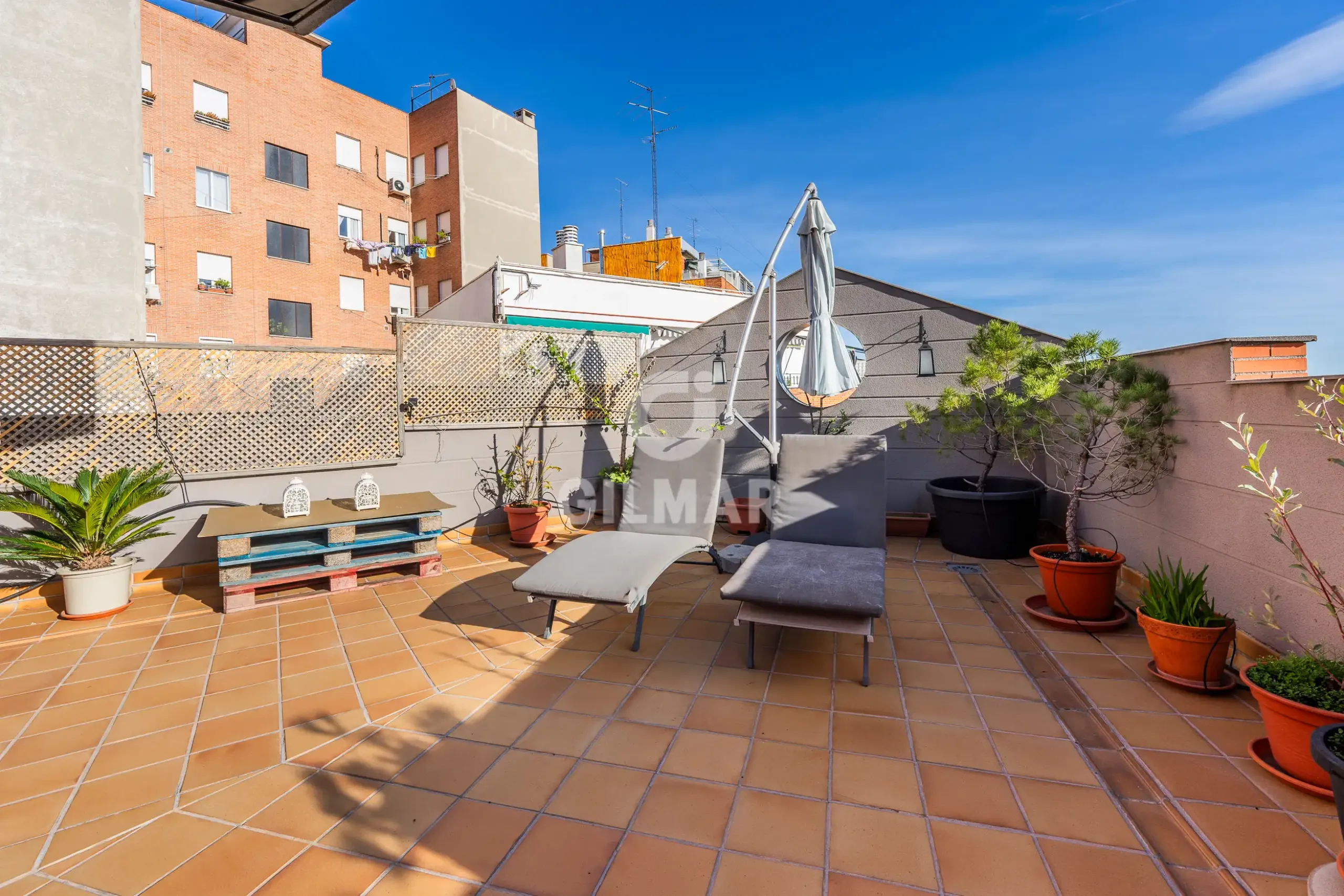 Duplex penthouse in Fuente del Berro - Madrid