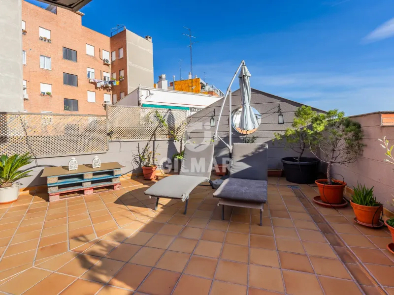 Duplex penthouse in Fuente del Berro - Madrid