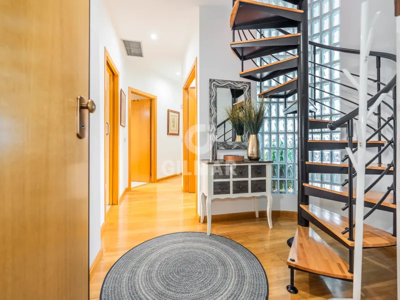 Duplex penthouse in Fuente del Berro - Madrid