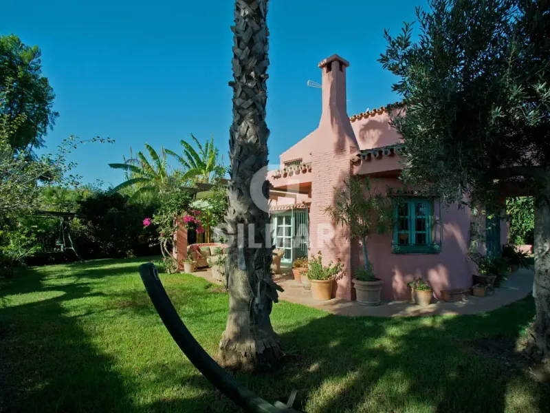 Villa in Estepona Oeste - Málaga