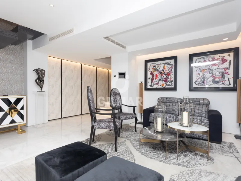 Apartment in Jerónimos - Madrid