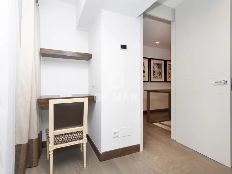 Apartment in Jerónimos - Madrid