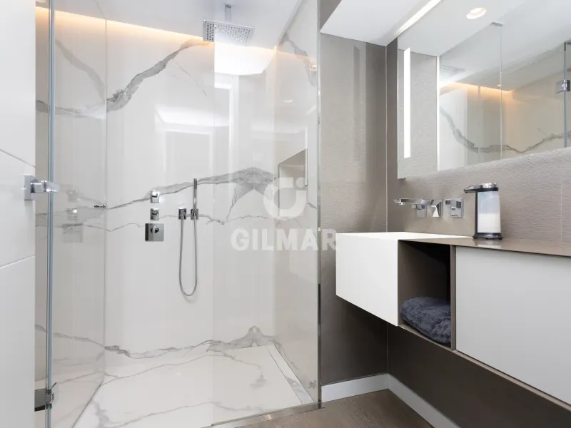 Apartment in Jerónimos - Madrid