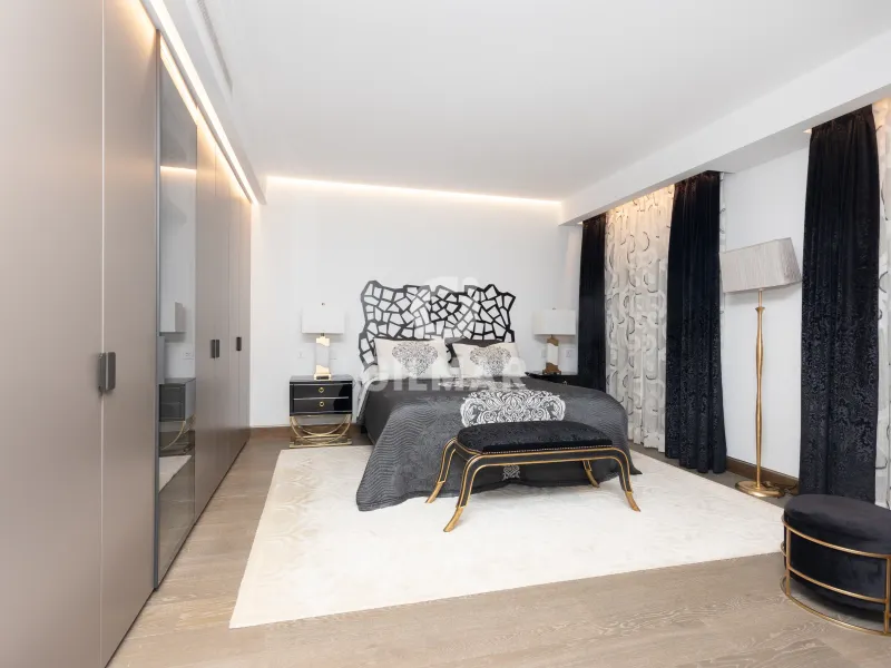 Apartment in Jerónimos - Madrid