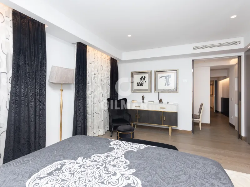 Apartment in Jerónimos - Madrid