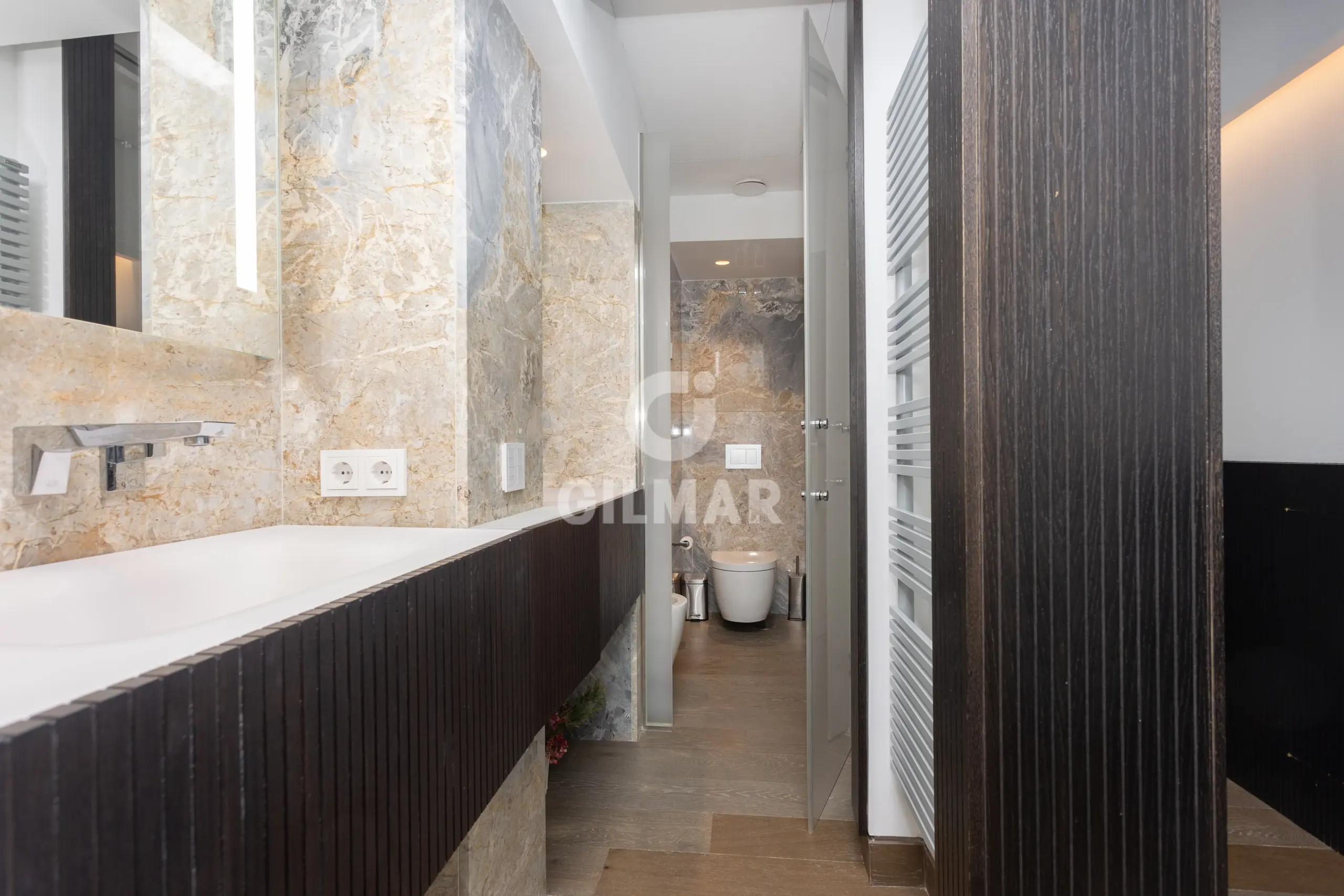 Apartment in Jerónimos - Madrid