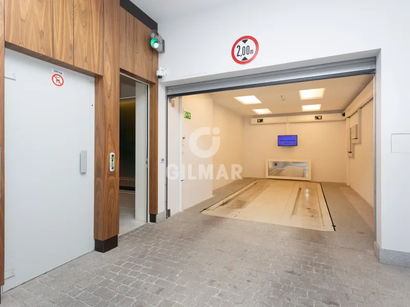 Apartment in Jerónimos - Madrid
