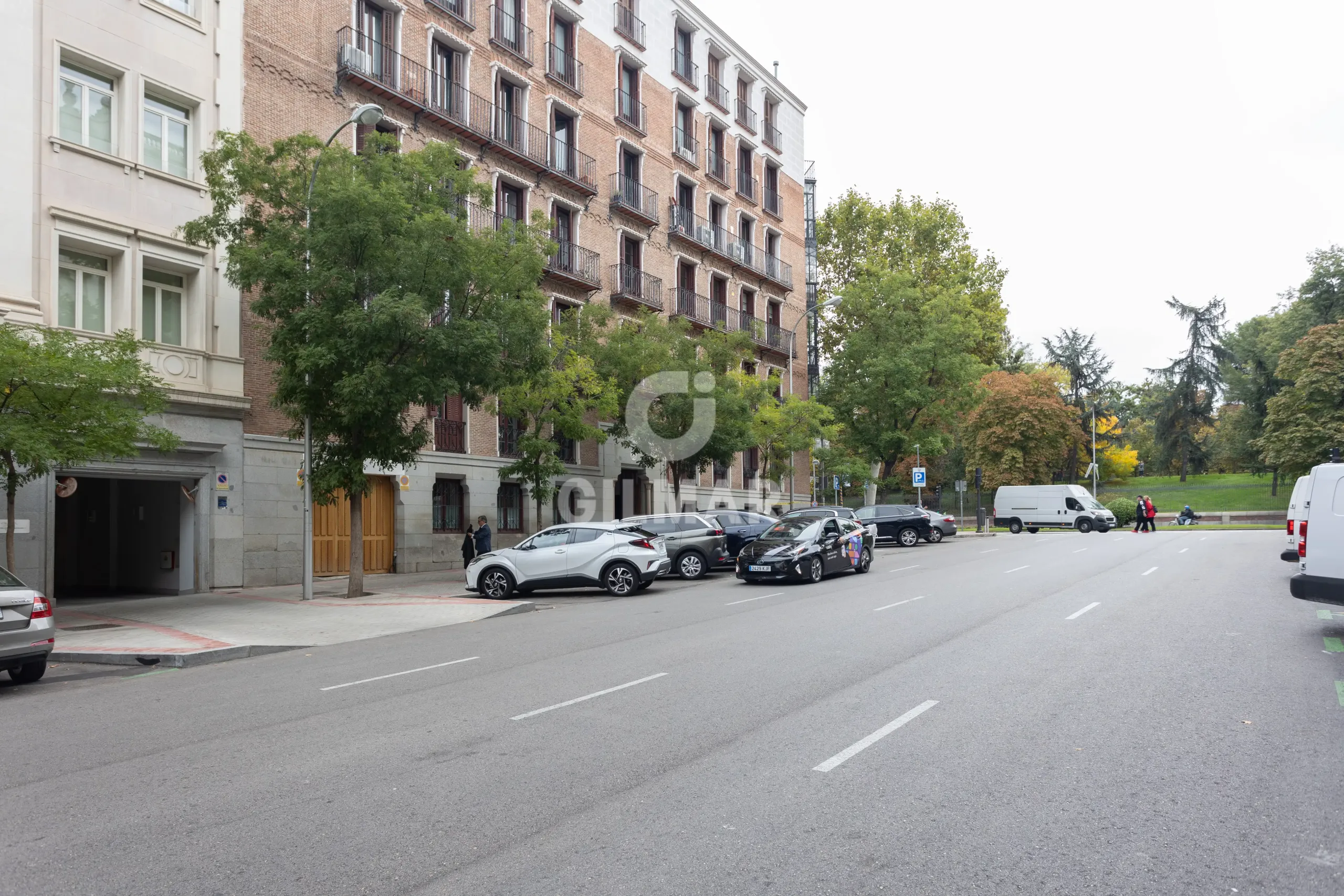 Apartment in Jerónimos - Madrid