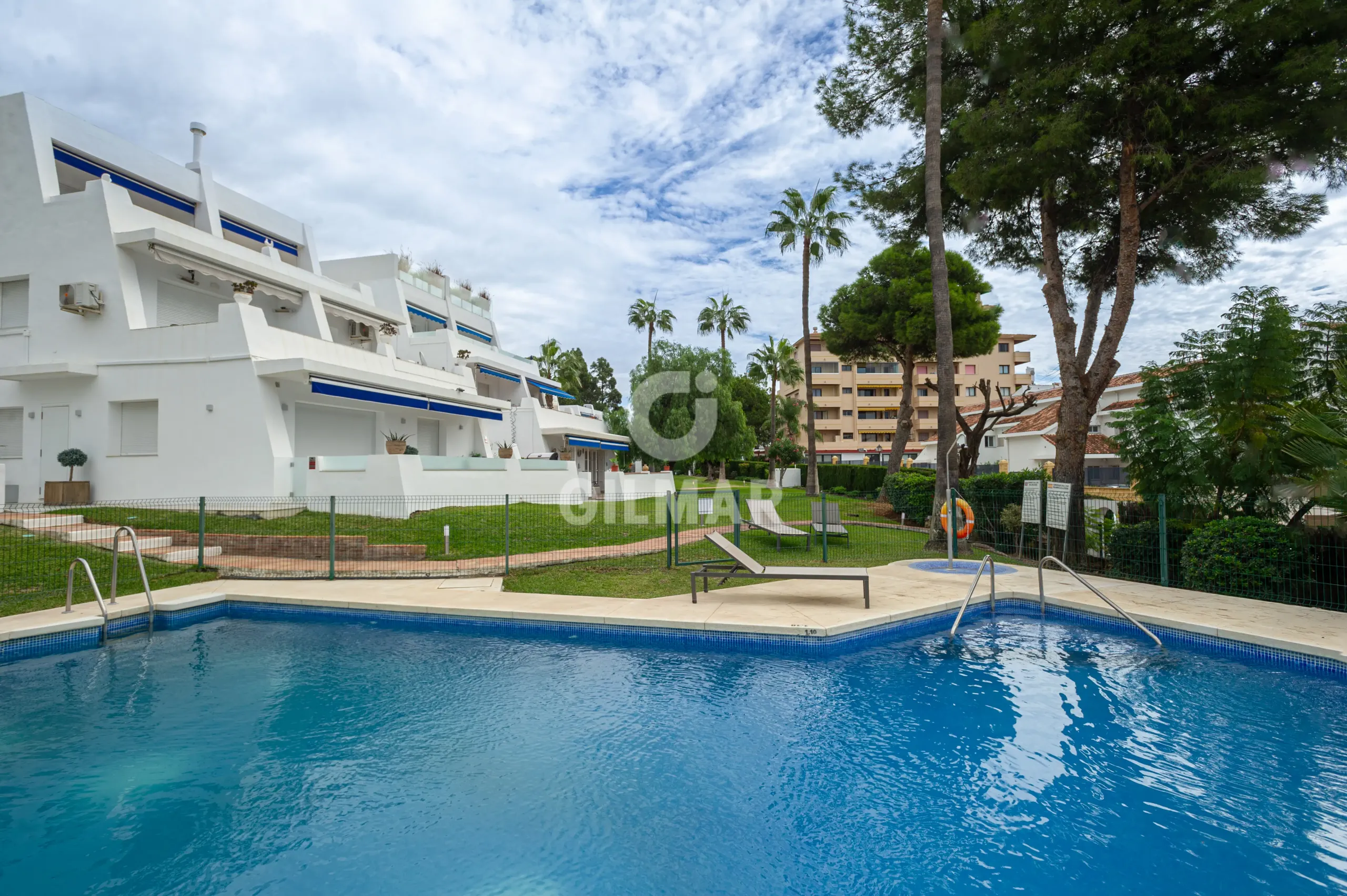 Apartamento en Nueva Andalucía - Málaga