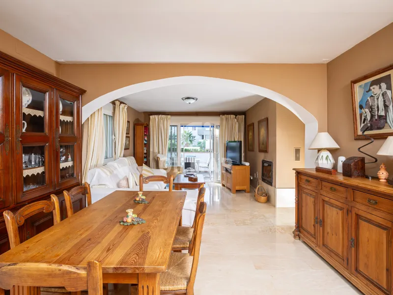 Apartamento en Nueva Andalucía - Málaga
