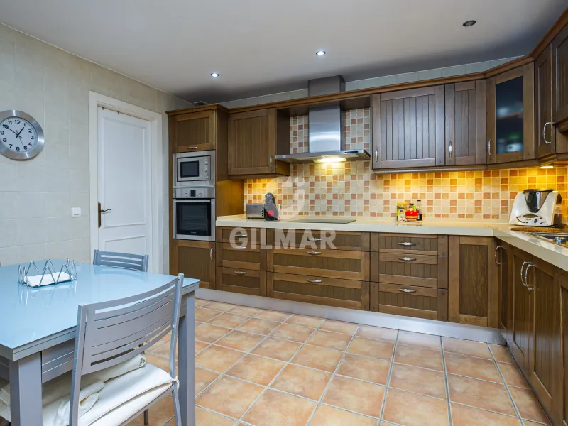 Apartamento en Nueva Andalucía - Málaga