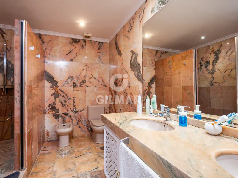 Apartamento en Nueva Andalucía - Málaga