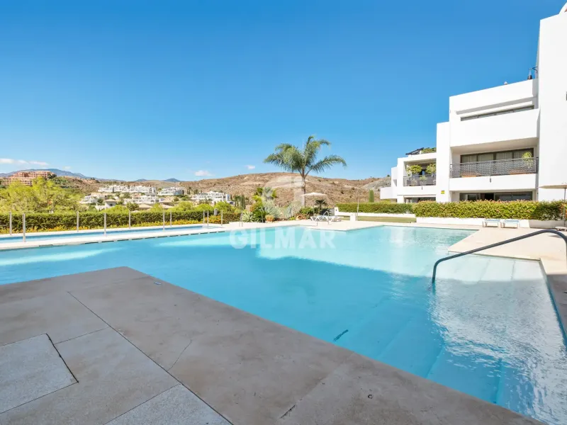Penthouse in Estepona Este - Málaga