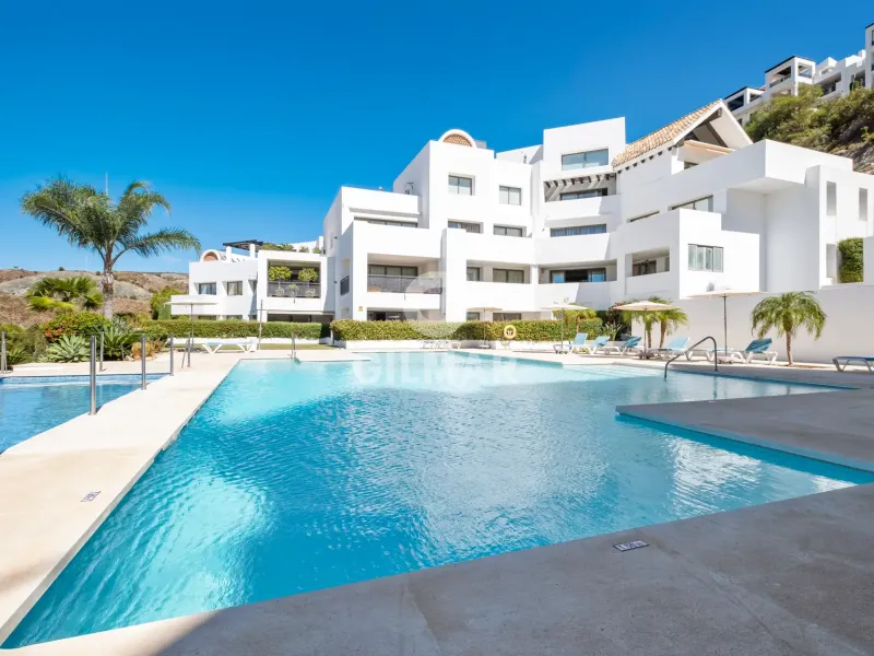 Penthouse in Estepona Este - Málaga