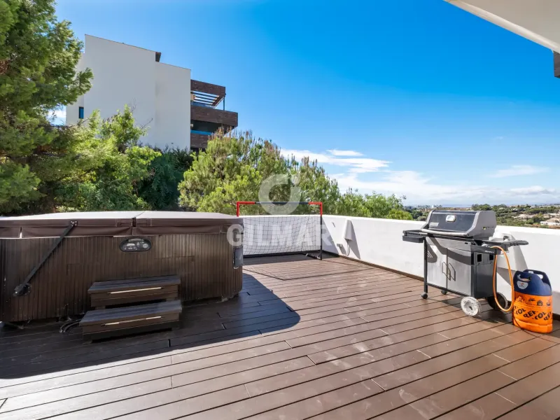 Penthouse in Estepona Este - Málaga