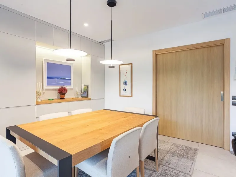 Elegant Family Home with Pool in Sant Cugat, Barcelona