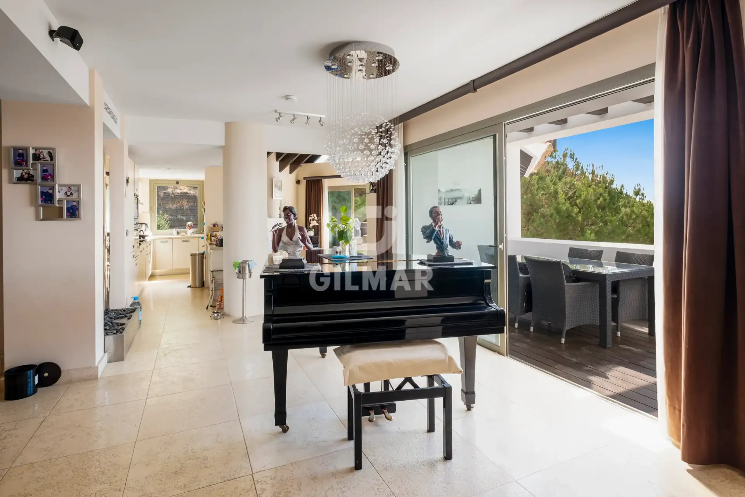 Penthouse in Estepona Este - Málaga