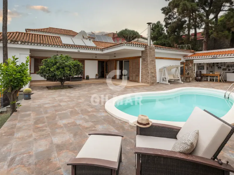 Chalet Independiente en Santa Brígida - Las Palmas