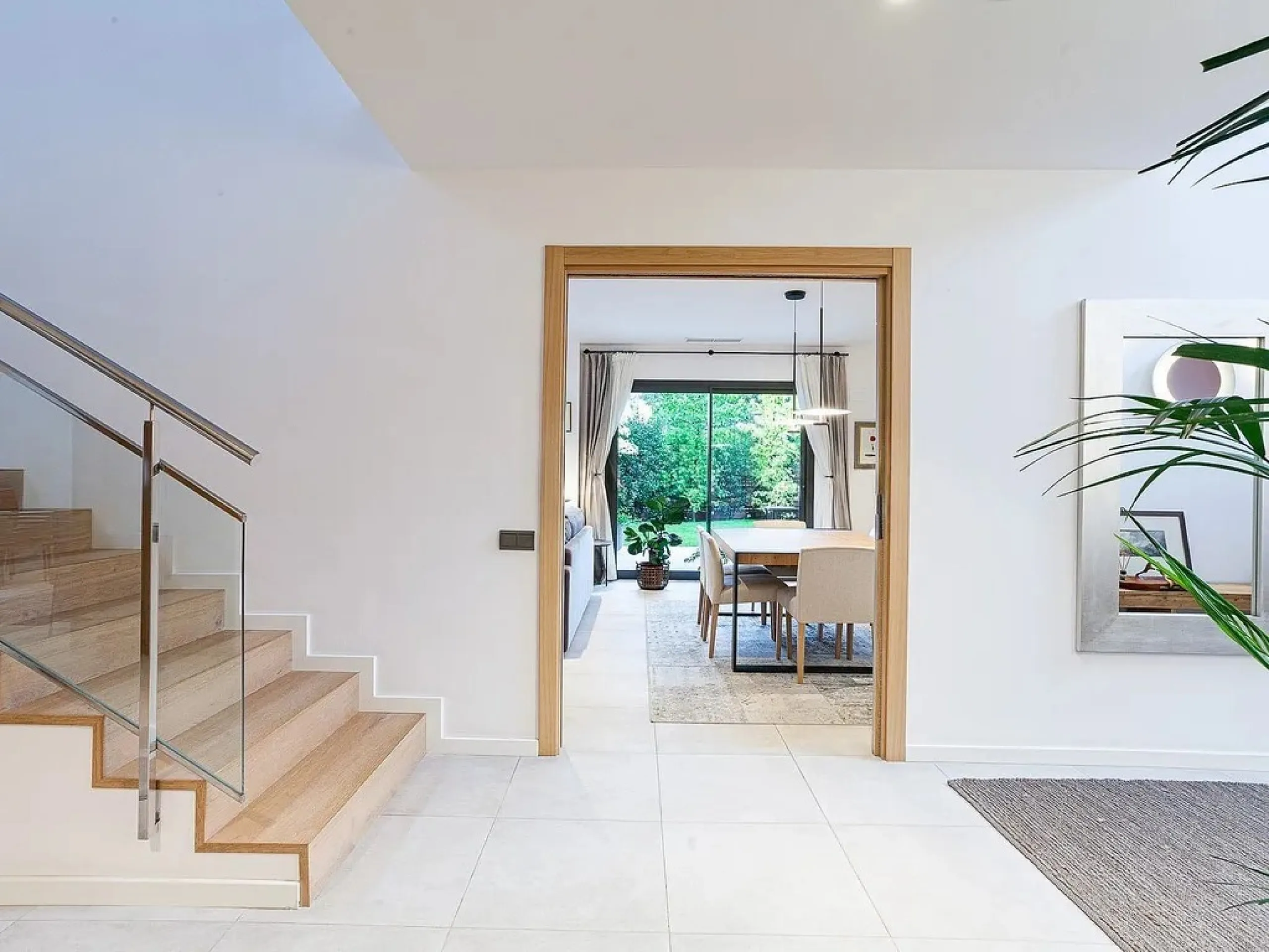 Elegant Family Home with Pool in Sant Cugat, Barcelona