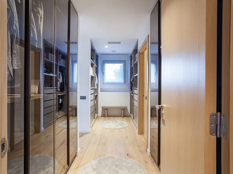 Elegant Family Home with Pool in Sant Cugat, Barcelona