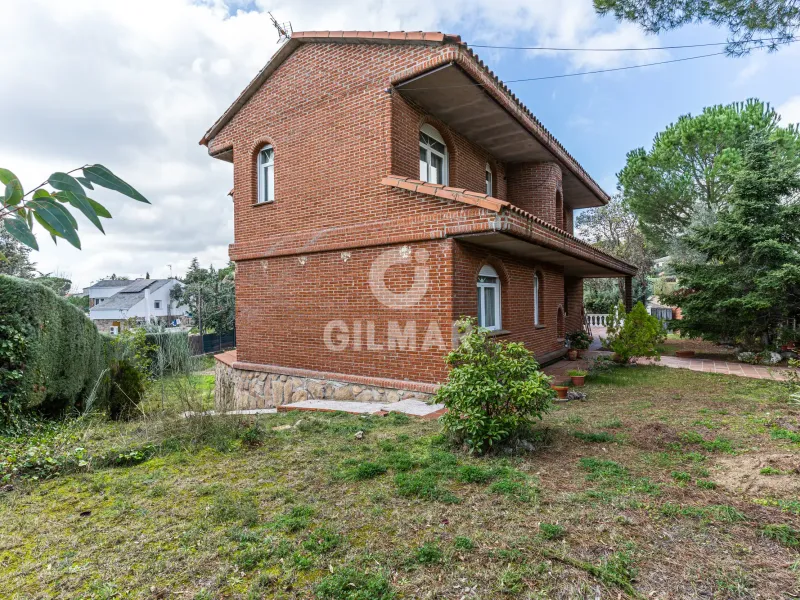 Chalet Independiente en Valdemorillo - Madrid