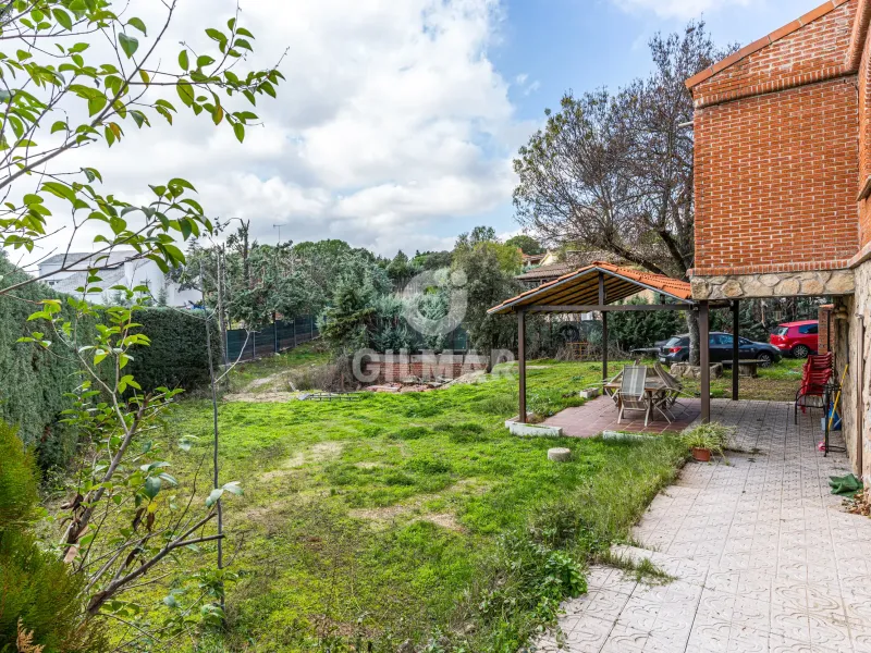 Chalet Independiente en Valdemorillo - Madrid