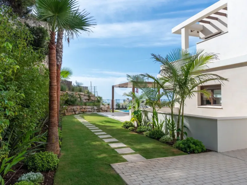 Villa in Estepona Este - Málaga